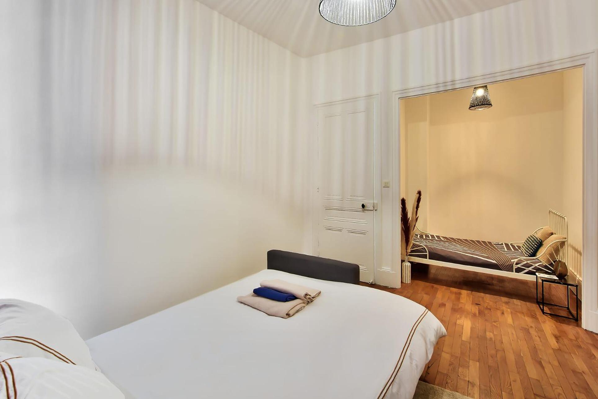 L'Oasis Urbaine - Spacieux Et Elegant Pour 5 Pers Saint-Fons Exterior foto